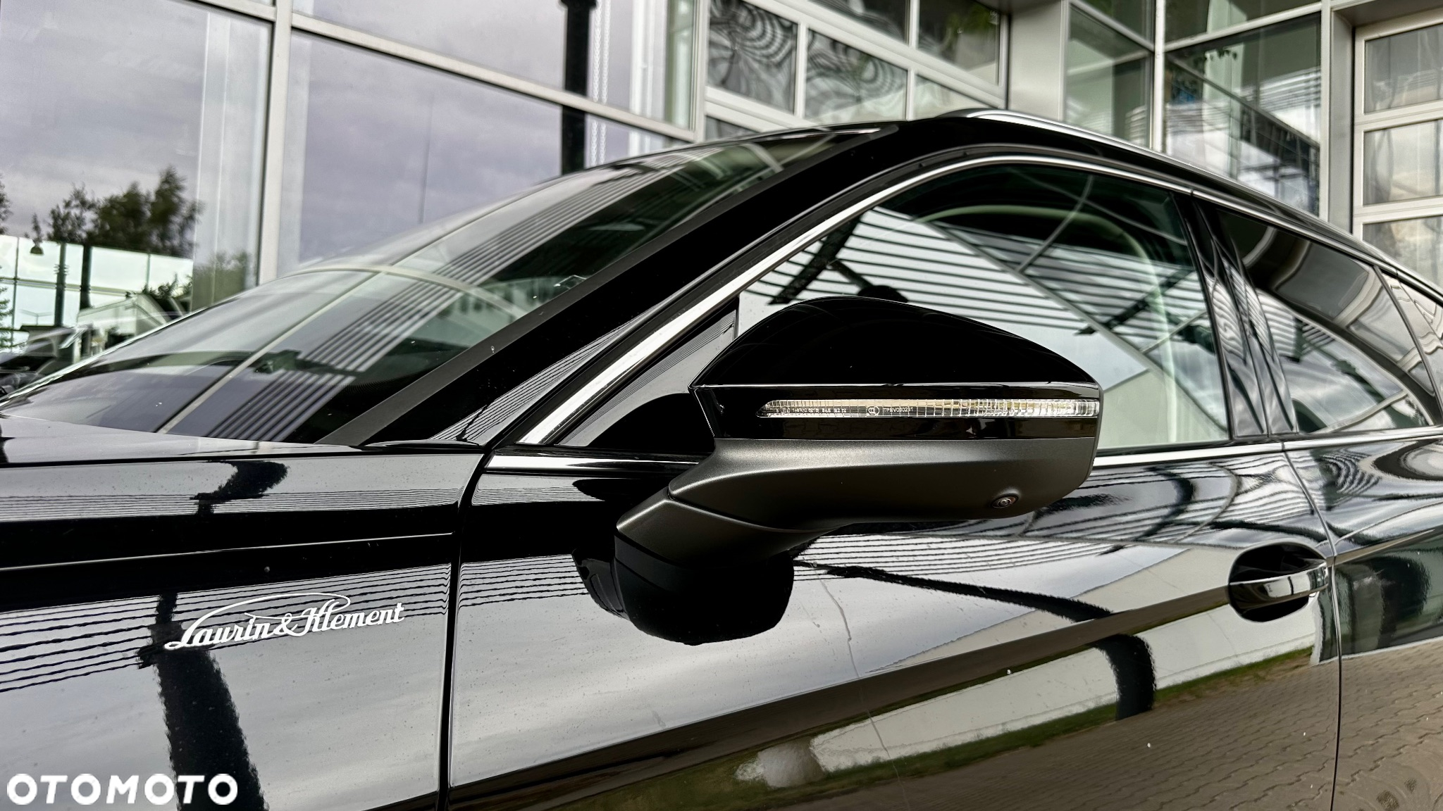 Skoda Superb 2.0 TDI SCR 4x4 L&K DSG - 3