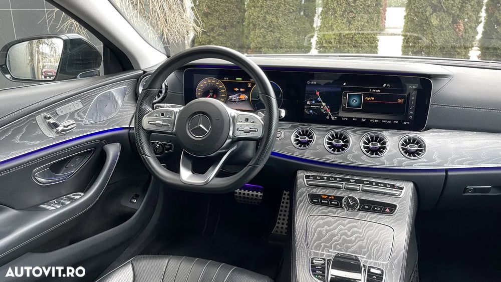 Mercedes-Benz CLS - 9