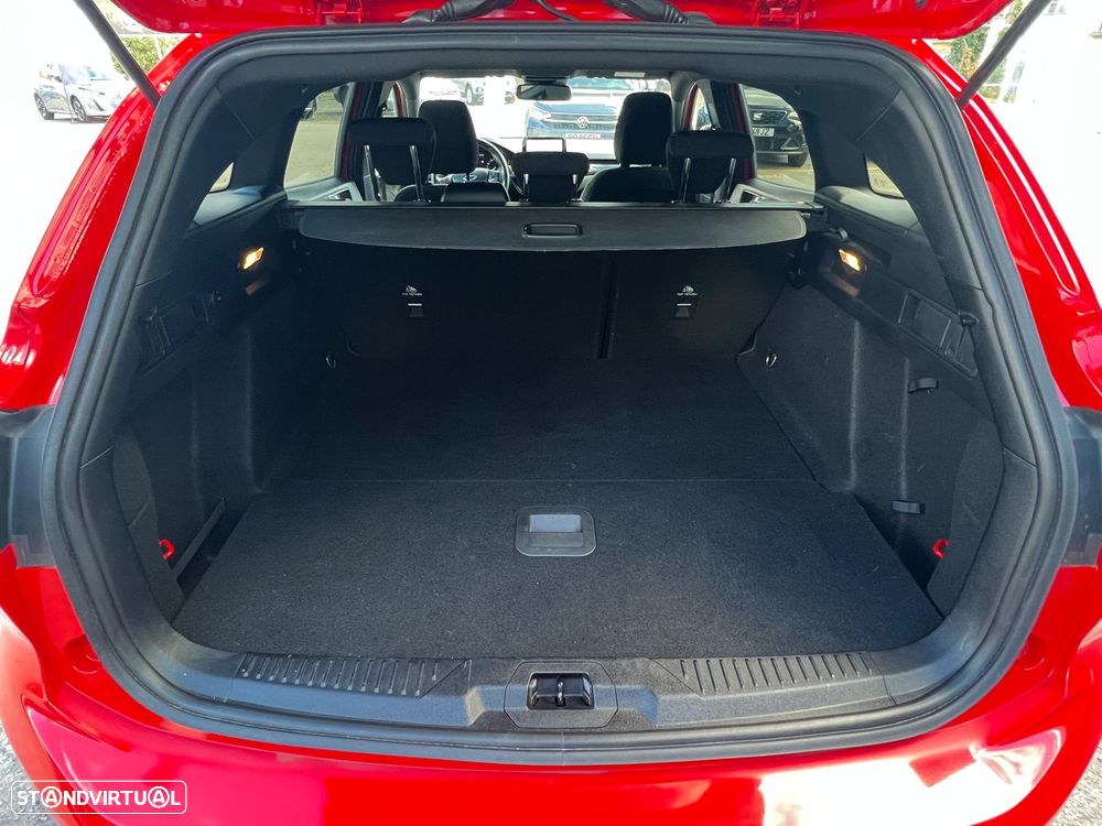 Ford Focus SW 1.0 EcoBoost MHEV ST-Line - 9