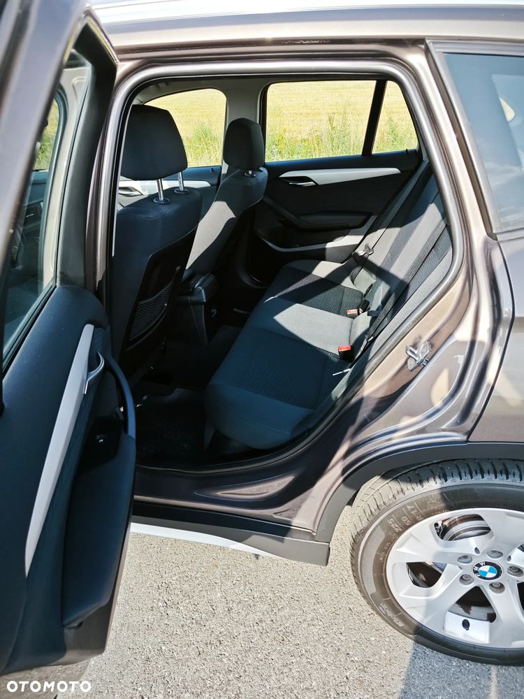 BMW X1 sDrive18d Sport Line - 9
