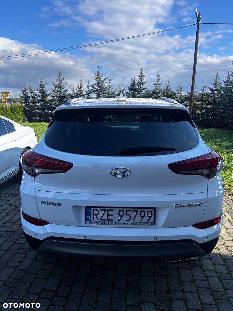 Hyundai Tucson - 9