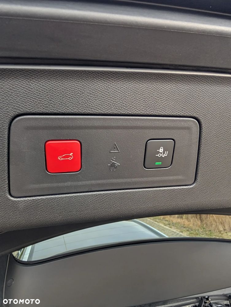 Peugeot 508 1.6 PureTech HYbrid PHEV Allure S&S EAT8 - 12