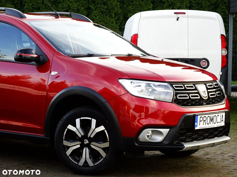 Dacia Logan TCe 90 S&S Stepway Celebration - 6