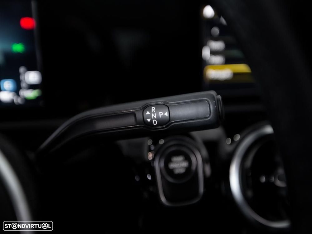 Mercedes-Benz A 250 e 8G-DCT Progressive - 17