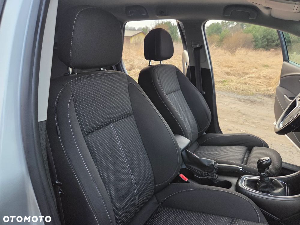 Opel Astra 1.4 Turbo Style - 22