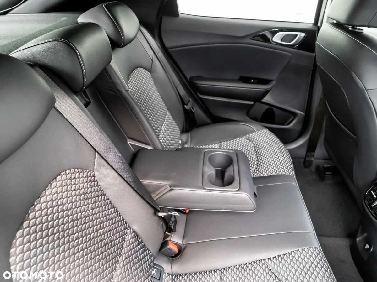 Kia XCeed 1.5 T-GDI L - 16