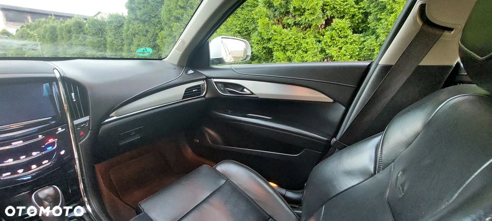Cadillac ATS 2.0 Turbo Automatik Luxury - 23