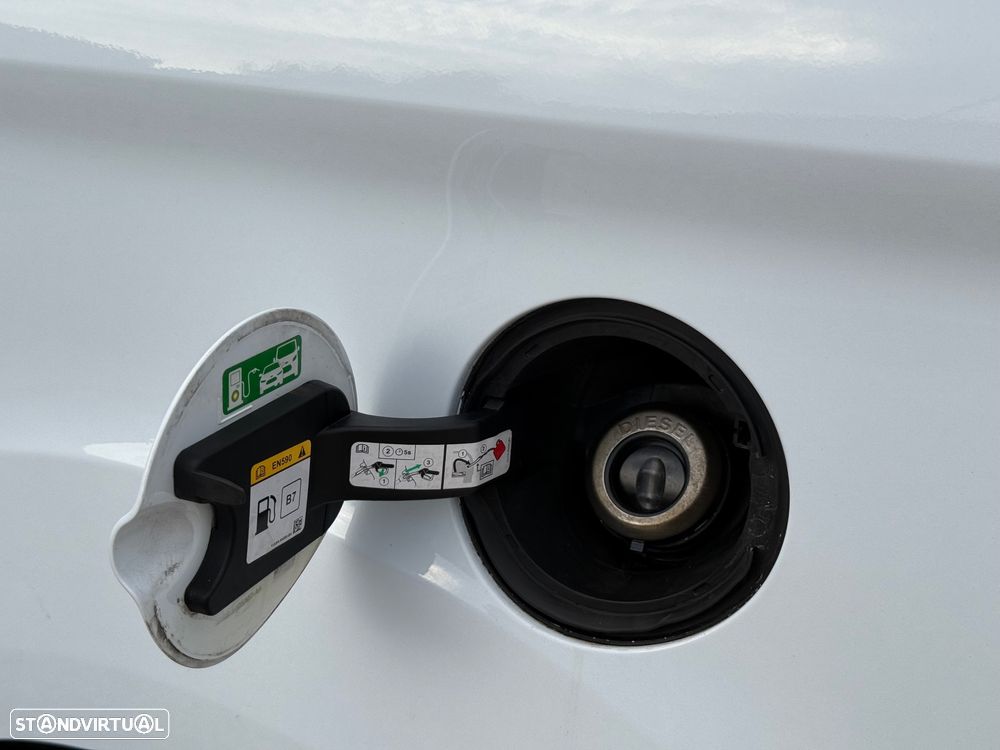 Ford TRANSIT COURIER 1.5TDCI C/IVA 100cvs NACIONAL - 23