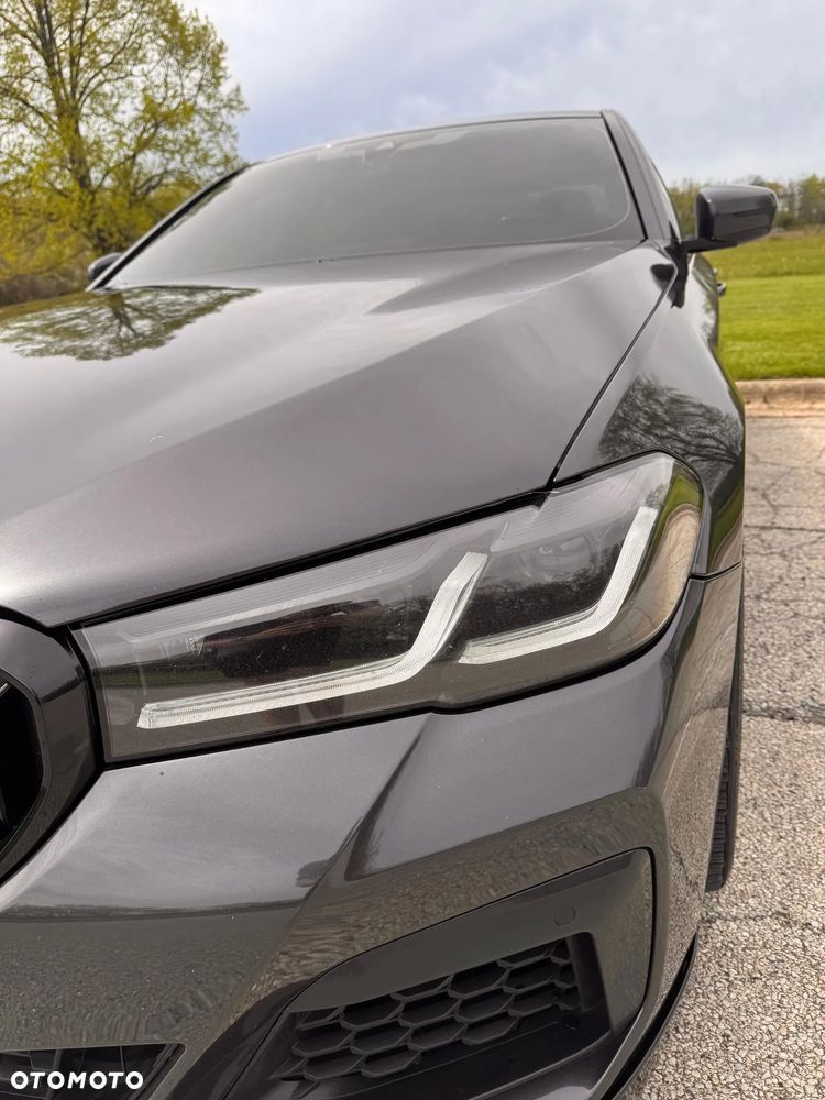 BMW Seria 5 540i xDrive Sport Line - 12
