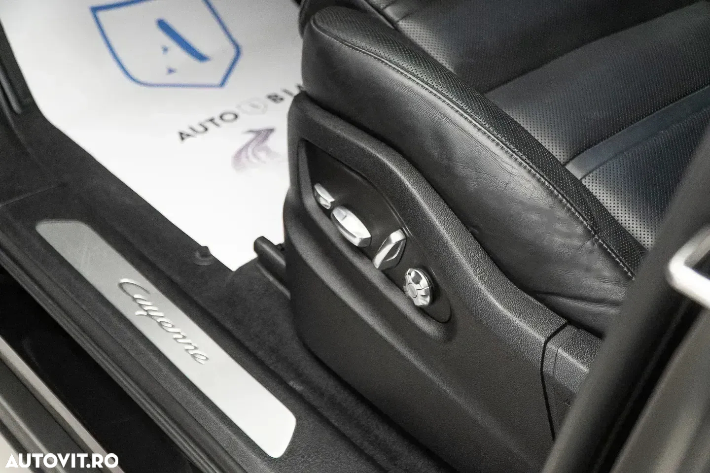 Porsche Cayenne Tiptronic S - 25