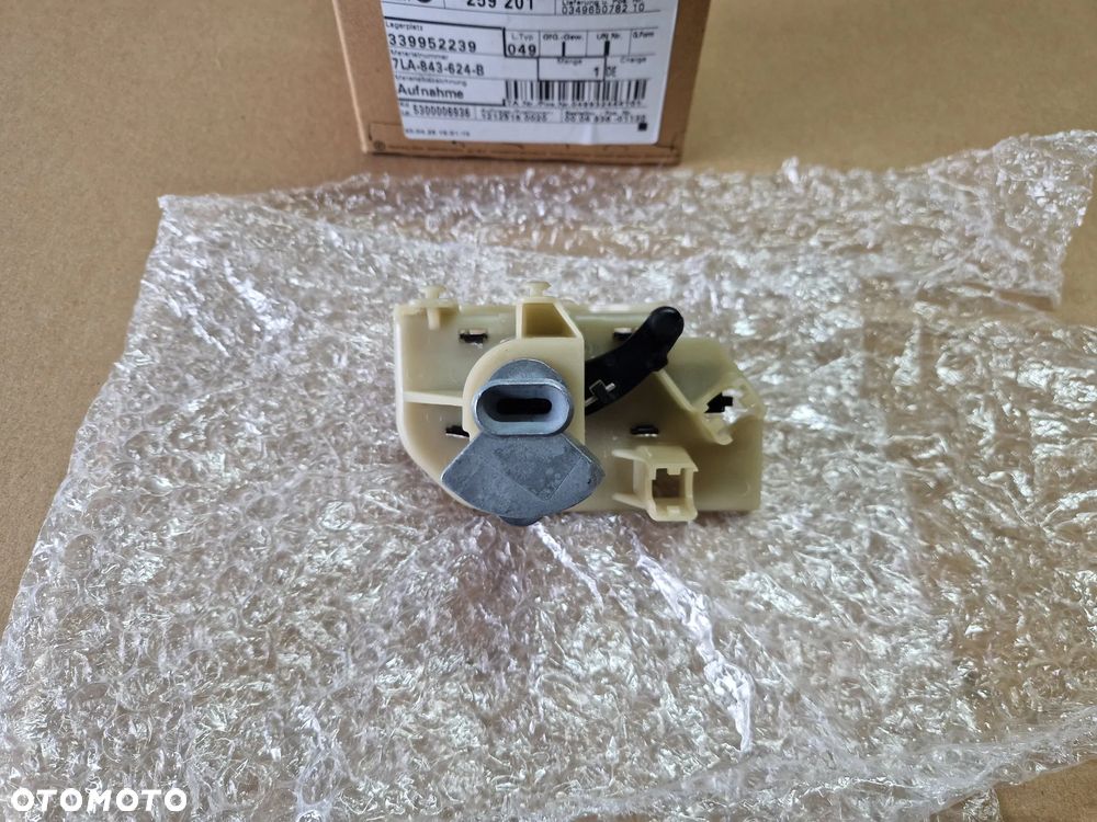ZAMEK DRZWI LEWY VW T6.1 7LA843624B - 2