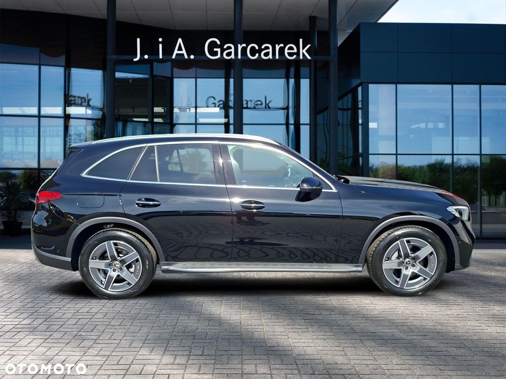 Mercedes-Benz GLC - 7