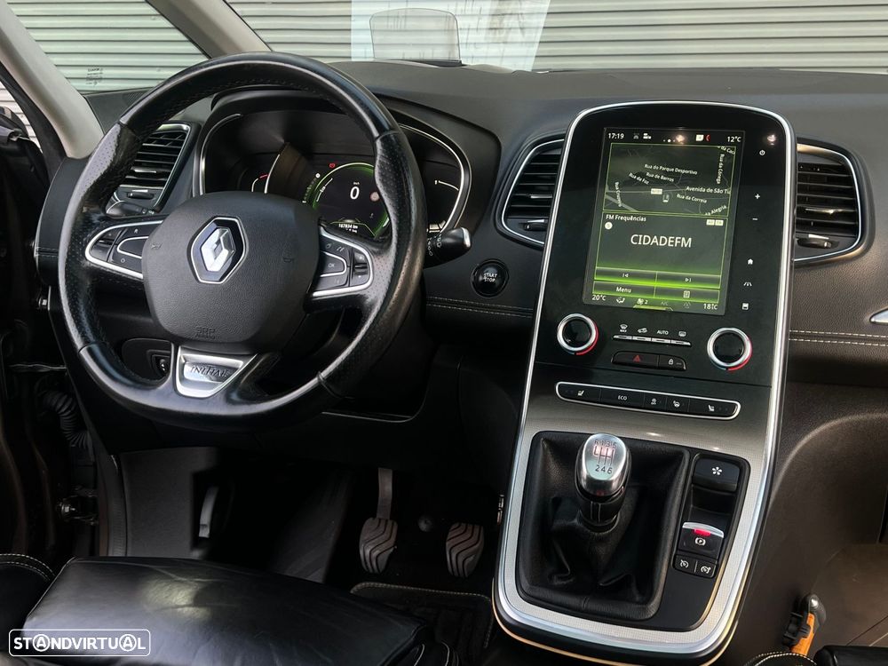 Renault Grand Scénic dCi 110 Paris - 11