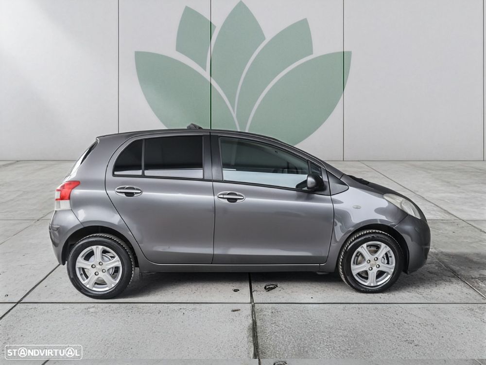 Toyota Yaris 1.0 VVT-i AC - 3
