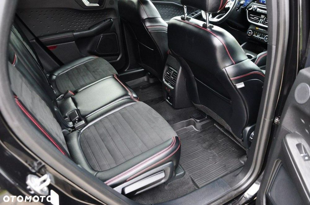 Ford Kuga 2.0 EcoBlue 4x4 ST-LINE X - 27