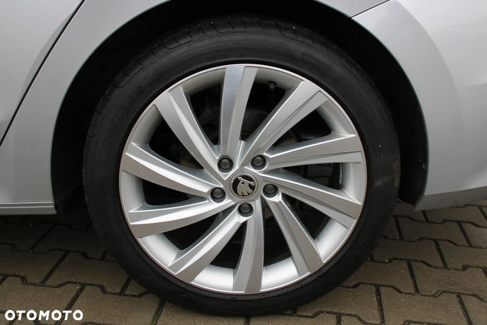 Skoda Octavia 1.5 TSI ACT Style - 40