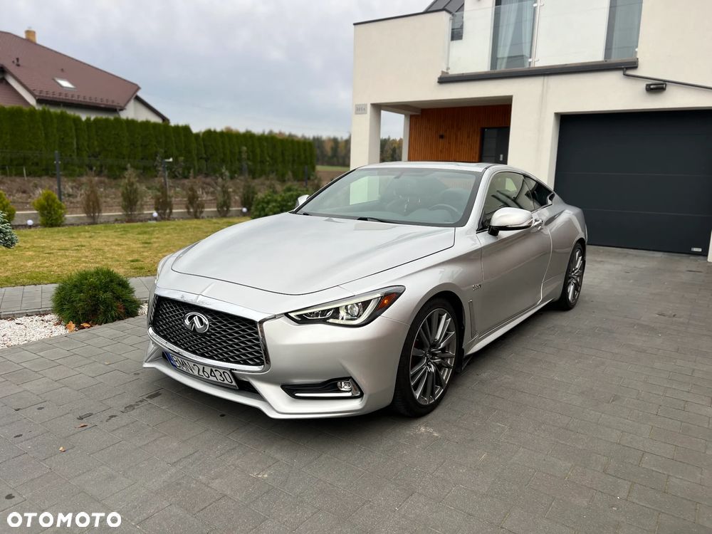 Infiniti Q60 - 1