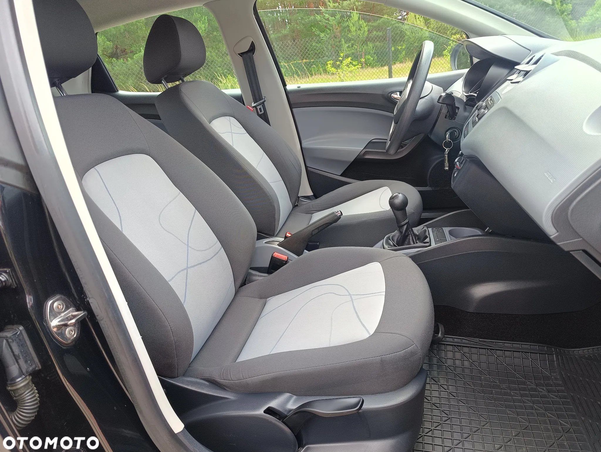 Seat Ibiza 1.4 16V Reference - 14