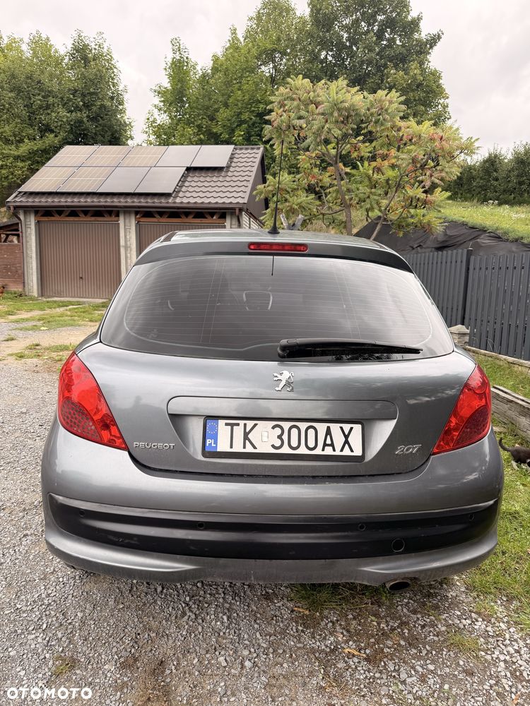 Peugeot 207 - 3
