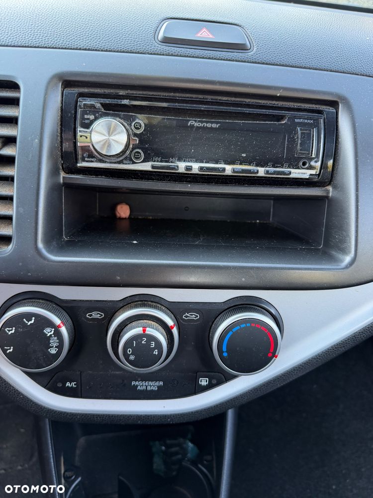 Kia Picanto 1.0 Attract - 6