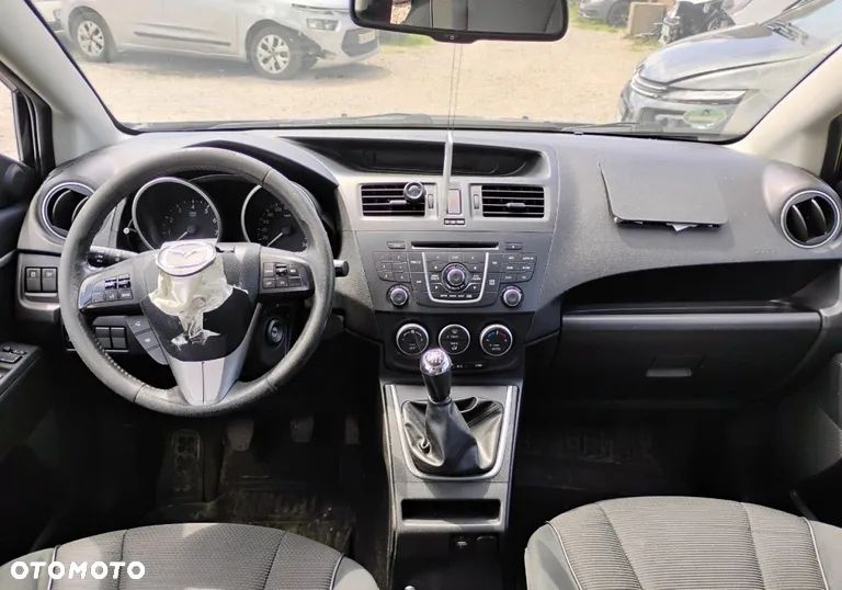 Mazda 5 - 6
