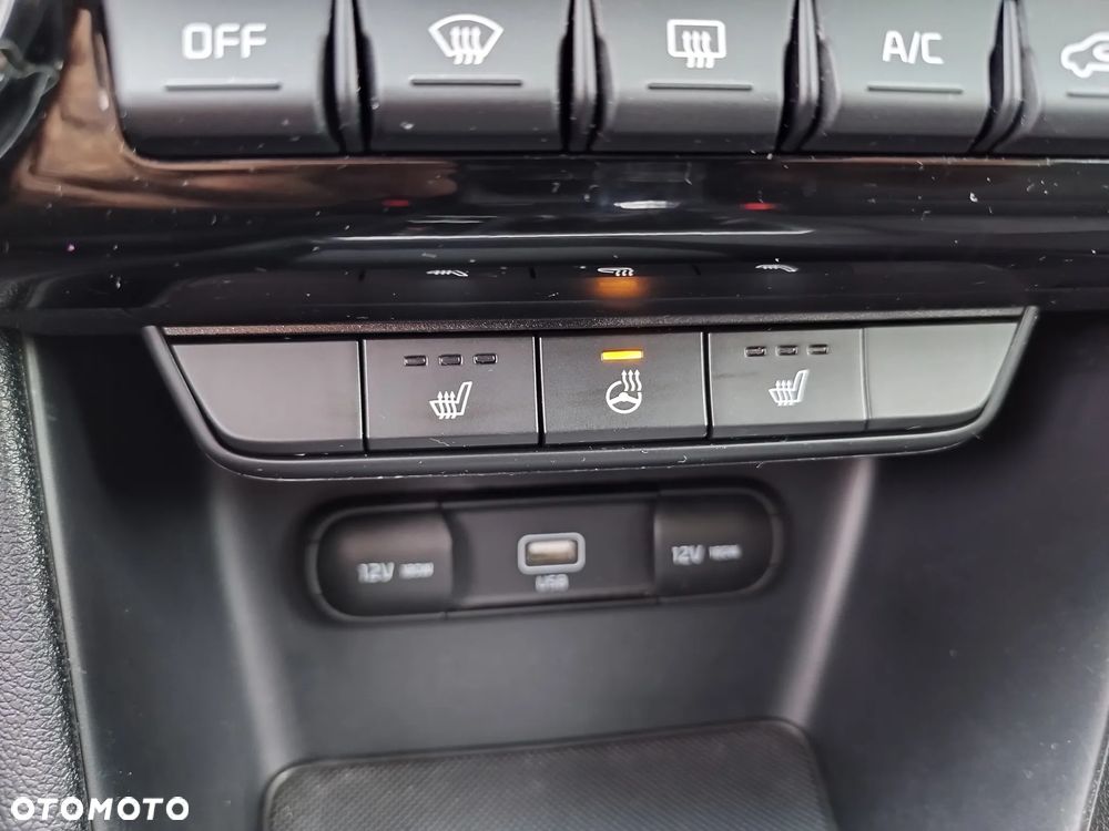 Kia Sportage 1.6 T-GDI AWD VISION - 34