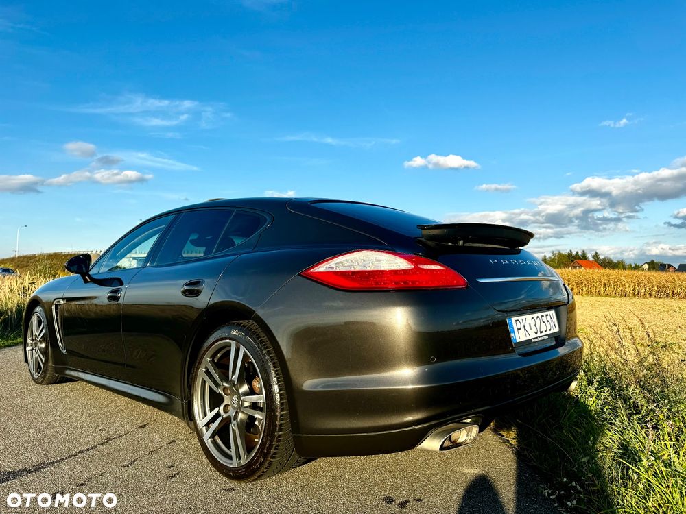 Porsche Panamera Diesel - 8