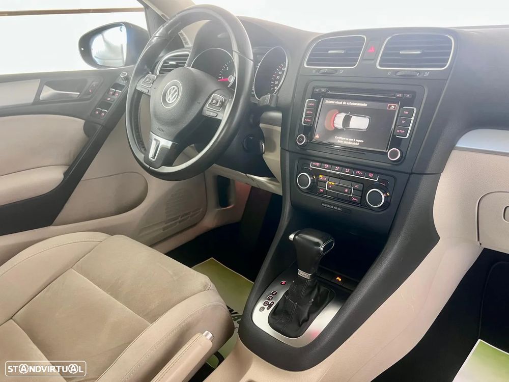 VW Golf 2.0 TDi Confortline DSG - 8