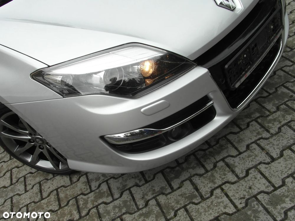 Renault Laguna ENERGY dCi 175 FAP Start & Stop GT - 2