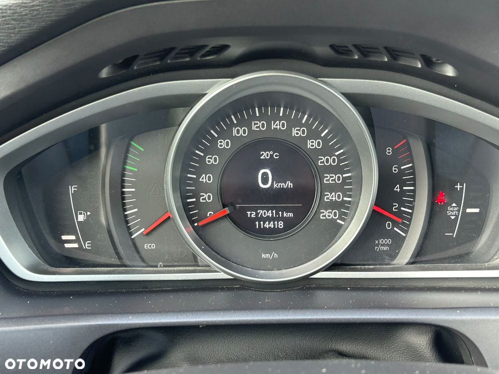 Volvo V40 Cross Country T3 Drive-E Momentum - 6