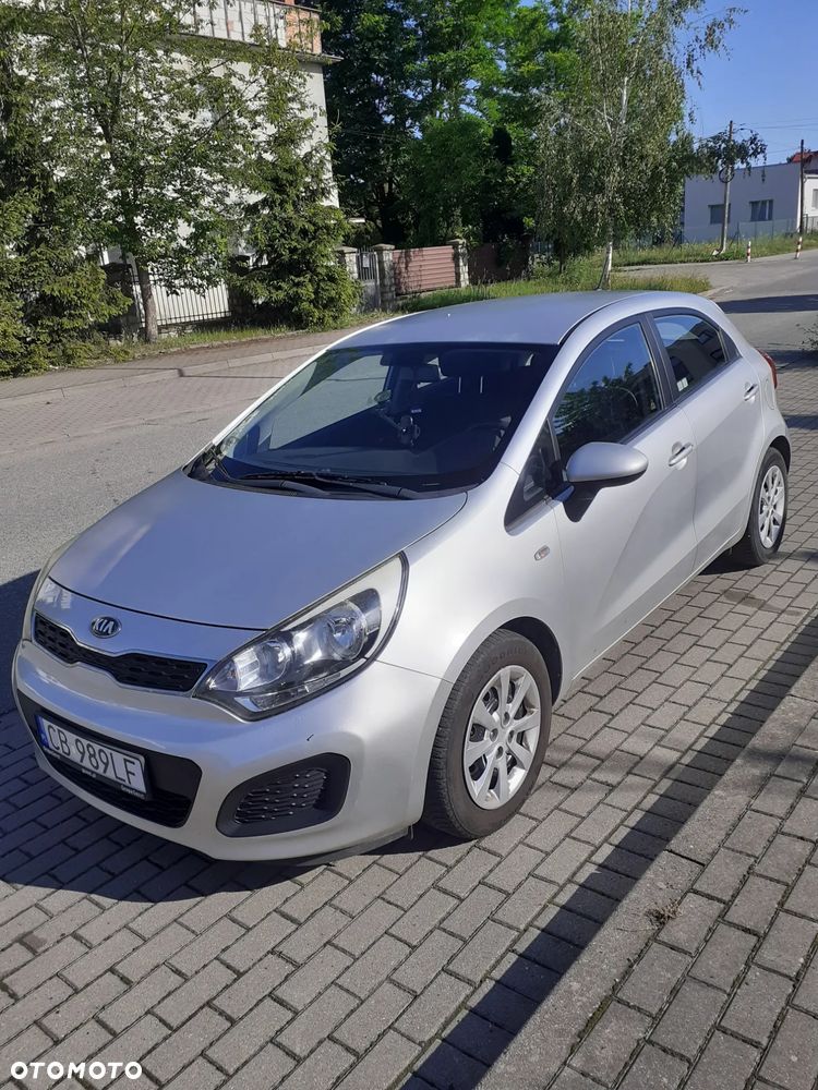 Kia Rio - 2