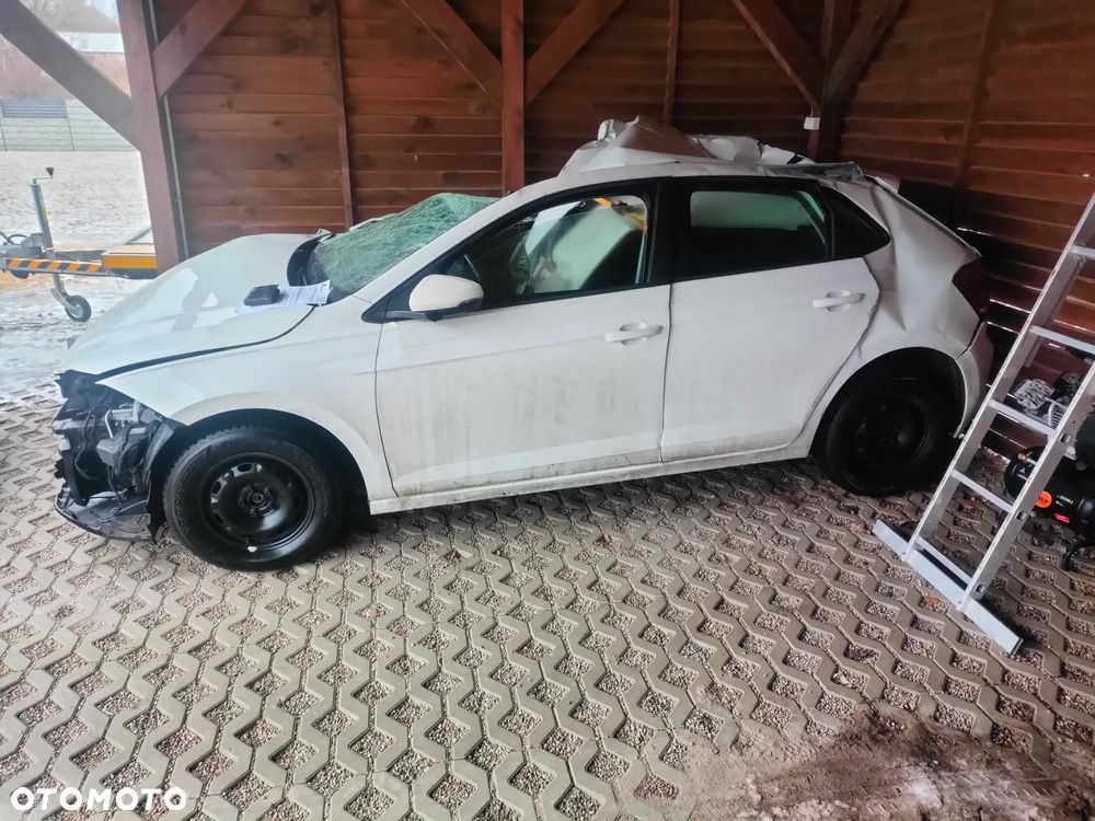 Volkswagen Polo 1.0 - 1