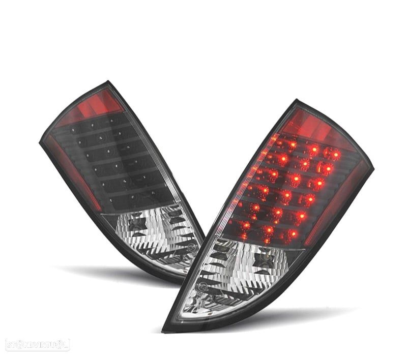 FAROLINS TRASEIROS LED FORD FOCUS 98-04 FUNDO PRETO - 1