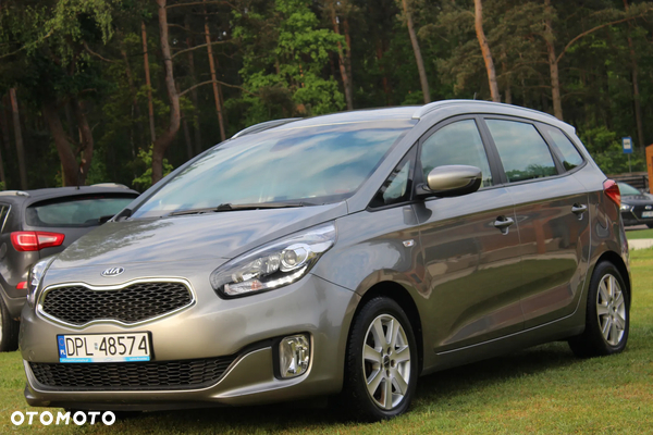 Kia Carens 1.7 CRDi Vision