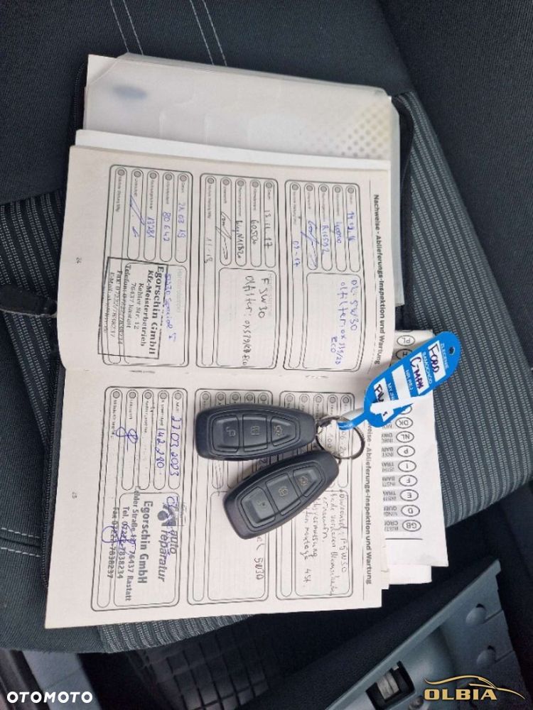 Ford Grand C-MAX - 34