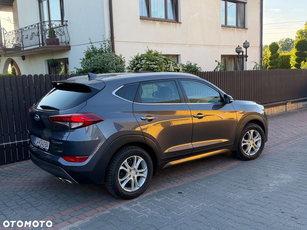 Hyundai Tucson 2.0 CRDi 4WD Automatik Passion Plus - 4
