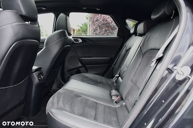 Kia ProCeed 1.4 T-GDI DCT7 OPF GT LINE - 22