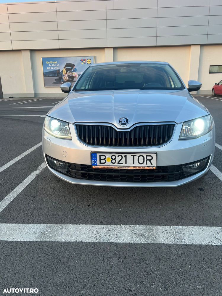Skoda Octavia 1.4 TSI ELEGANCE - 10