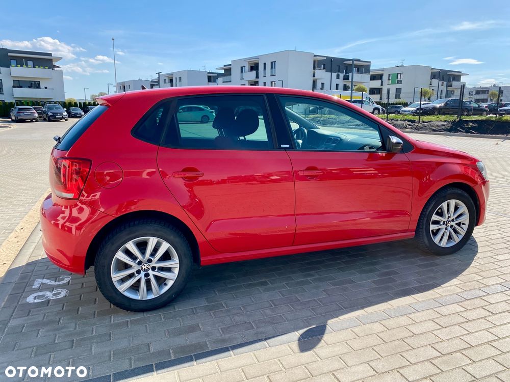 Volkswagen Polo 1.4 16V Comfortline DSG - 9