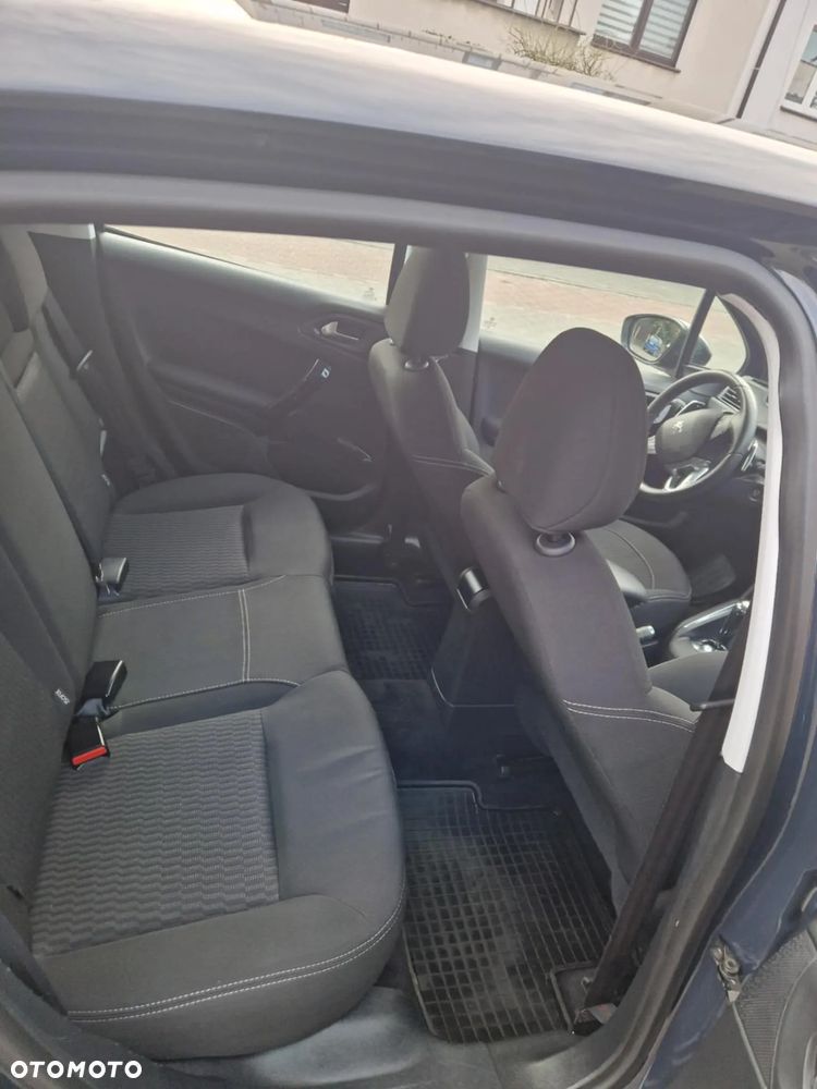 Peugeot 208 PureTech 82 ETG5 Stop & Start Active - 4