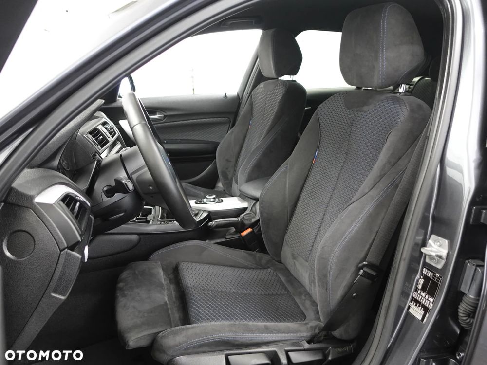 BMW Seria 1 - 21