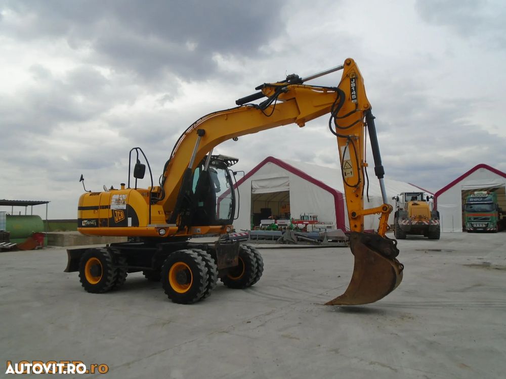 JCB JS 145 W - 4
