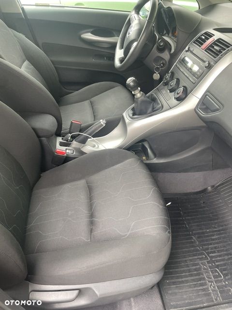 Toyota Auris 1.33 VVT-i Active - 8
