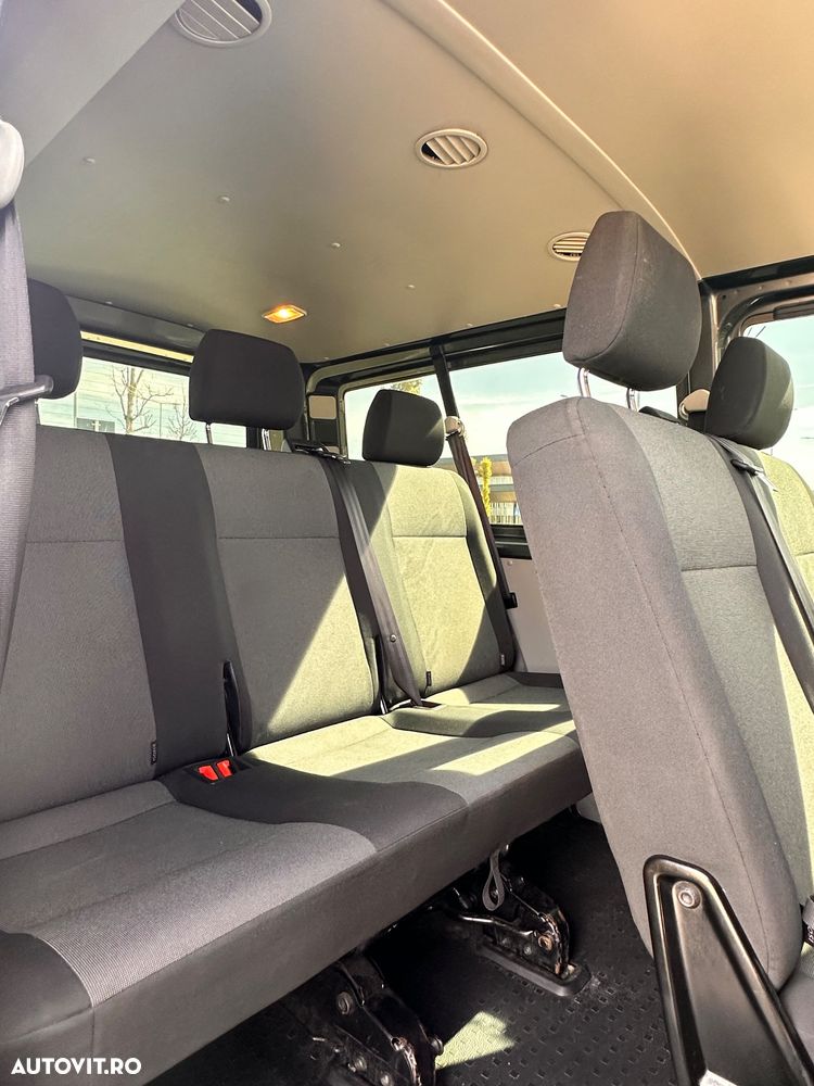 Volkswagen Transporter - 16