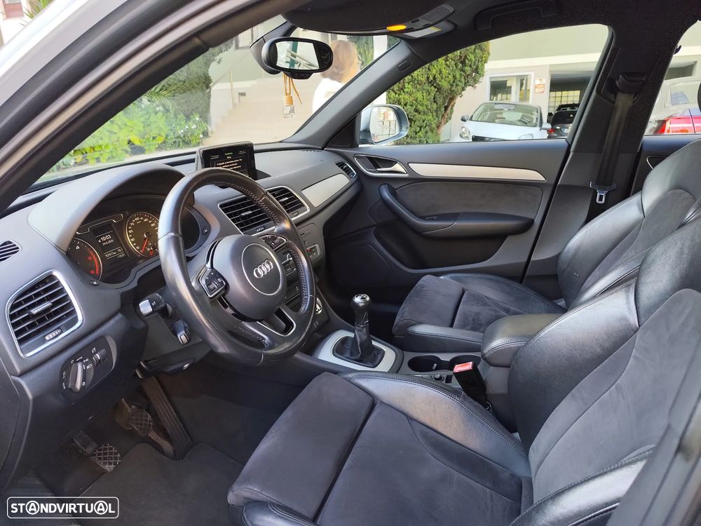 Audi Q3 2.0 TDI Business Line S-line - 2