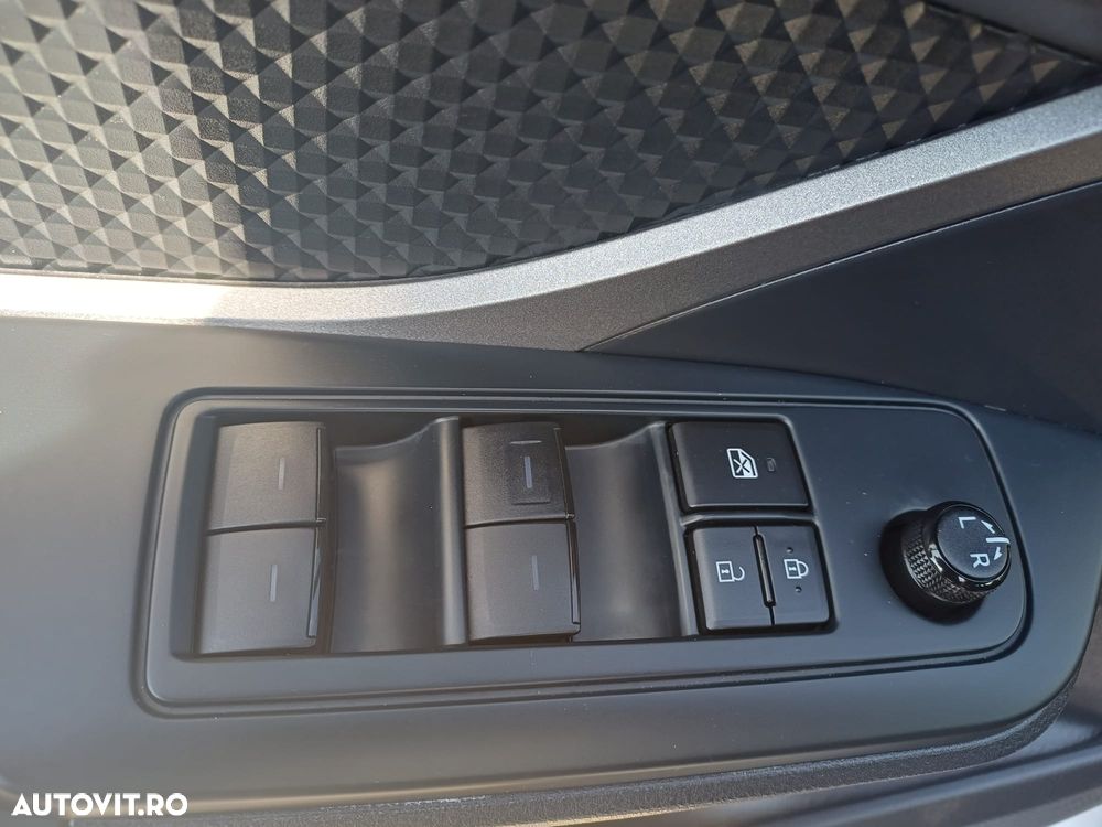 Toyota C-HR 1.8 HSD 122 CP 4x2 CVT C-enter - 13