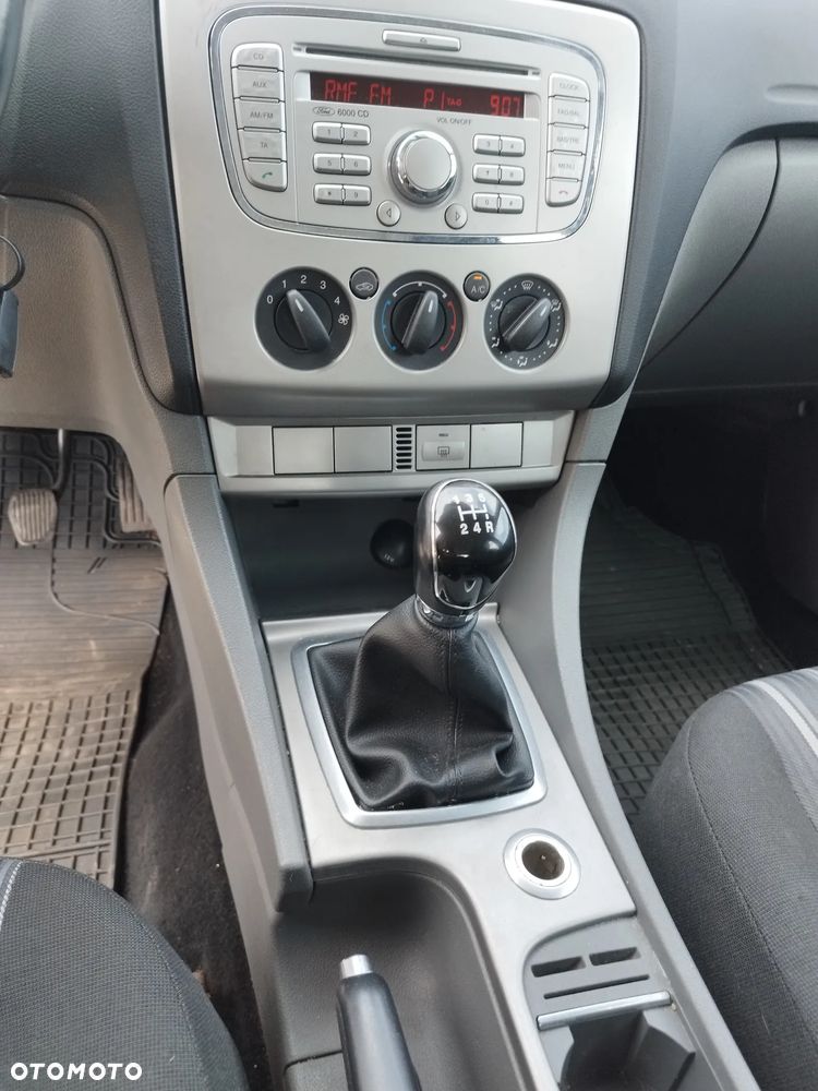 Ford Focus - 3