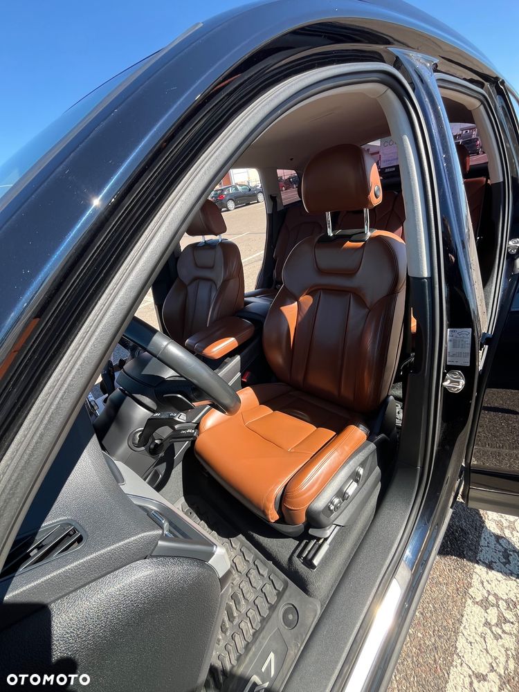 Audi Q7 - 9