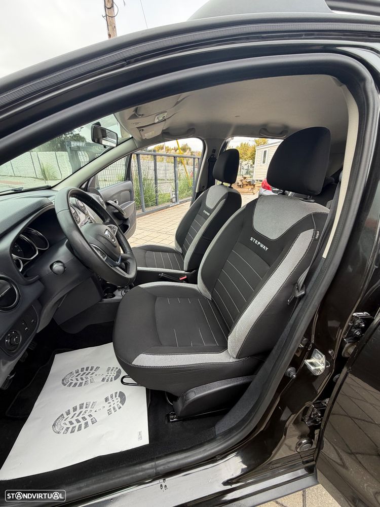 Dacia Sandero 0.9 TCe Stepway - 28