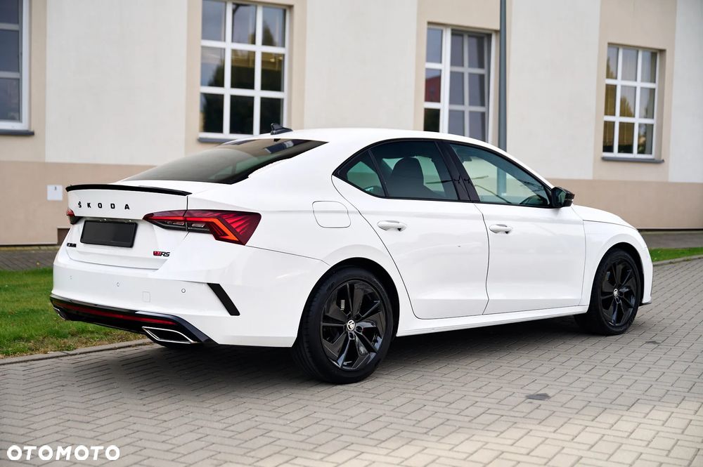Skoda Octavia 2.0 TDI DSG RS - 17